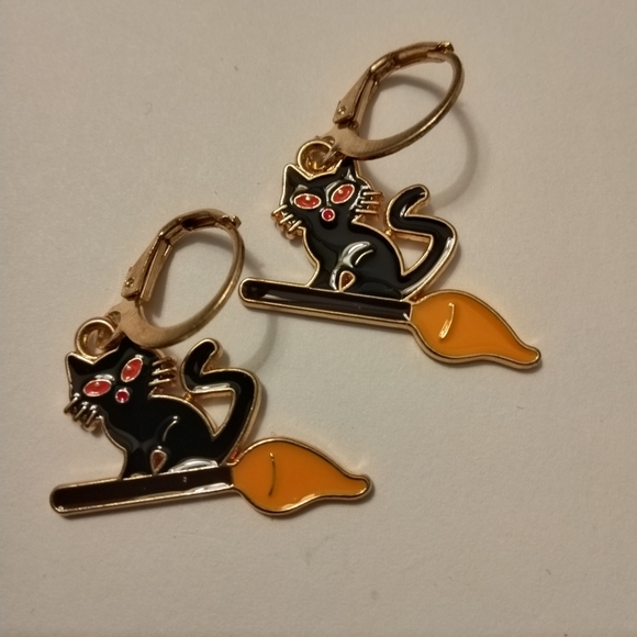 Clearance Halloween Earrings - Picture 1 of 1